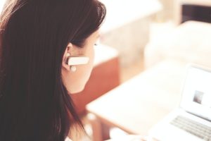 improving-customer-service-team-spirit